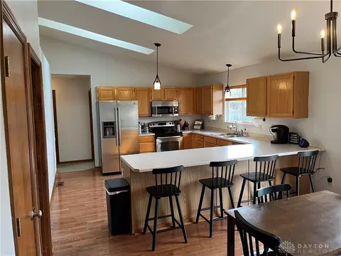 Kitchen - 5585 W Ridgewood Rd, Springfield, OH 45503 photo 1 of 2