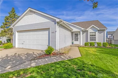 842 Somerset Ct, Trenton, OH 45067