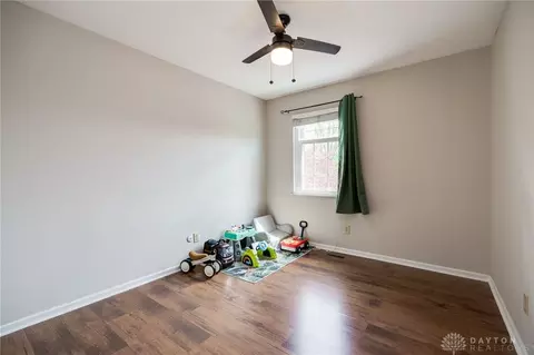 Bedroom - 1013 Millerton Dr, Dayton, OH 45459 photo 7 of 8