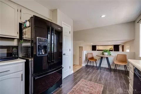 Kitchen - 1013 Millerton Dr, Dayton, OH 45459 photo 4 of 4