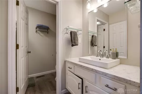 Bath - 1013 Millerton Dr, Dayton, OH 45459 photo 2 of 4
