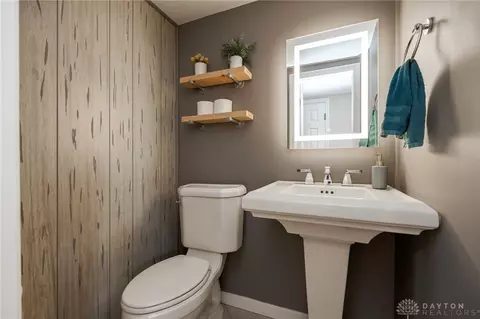 Bath - 1013 Millerton Dr, Dayton, OH 45459 photo 1 of 4