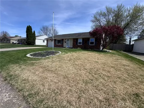 3026 Vineyard St, Springfield, OH 45503 photo 5