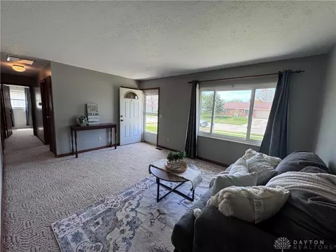3026 Vineyard St, Springfield, OH 45503 photo 7
