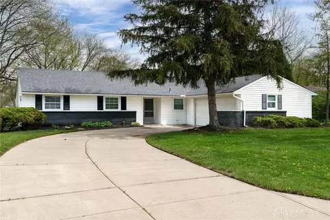 240 Annette Dr, Dayton, OH 45458