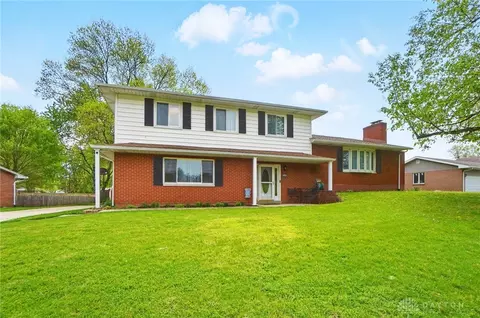 2444 Banyon Dr, Dayton, OH 45431