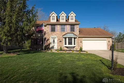 1025 Drake Ct, Miamisburg, OH 45342