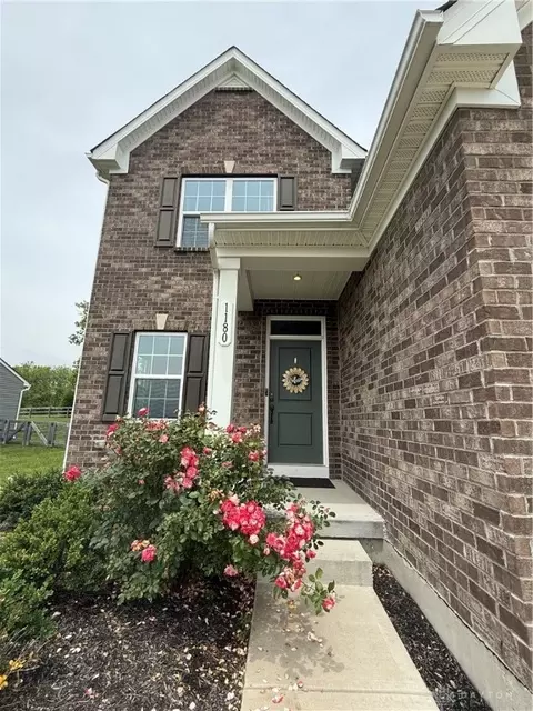 1180 Autumn Ridge Dr, Lebanon, OH 45036