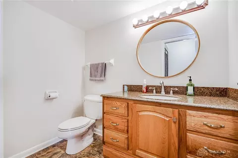 Bath - 8030 Talbrook Ct, Centerville, OH 45458 photo 3 of 4