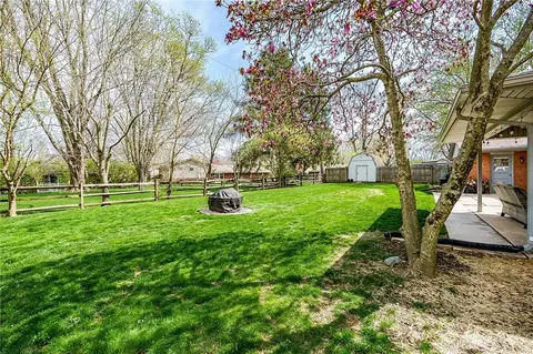 Exterior - 8030 Talbrook Ct, Centerville, OH 45458 photo 4 of 13