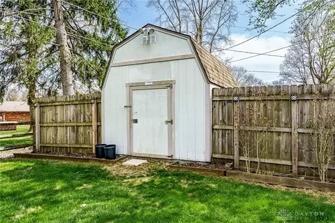 Exterior - 8030 Talbrook Ct, Centerville, OH 45458 photo 11 of 13