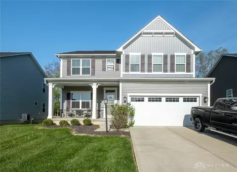 2870 Riverstone Dr, Xenia, OH 45385