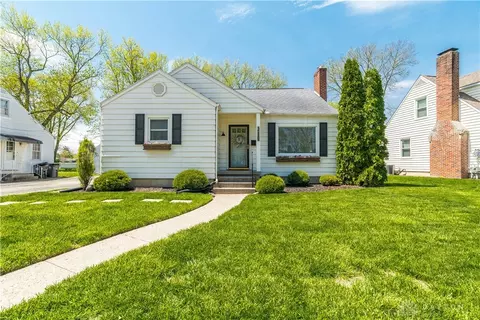 210 Penn Rd, Troy, OH 45373