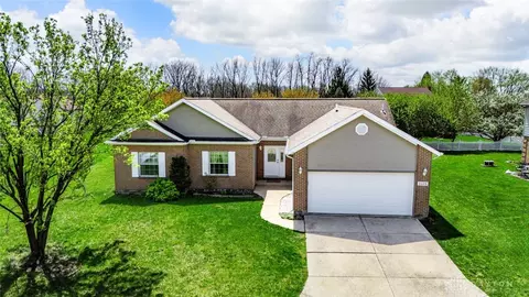 1608 Kensley Pl, Fairborn, OH 45324
