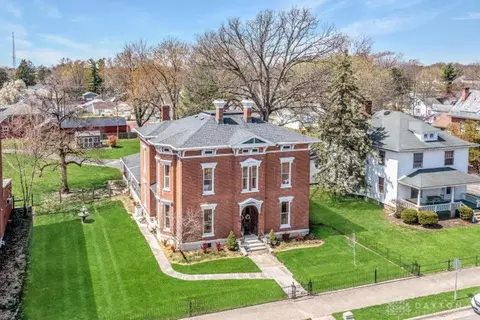 59 S Chillicothe St, South Charleston, OH 45368