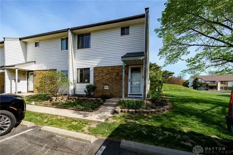 3201 Fantasia Trl, Dayton, OH 45449