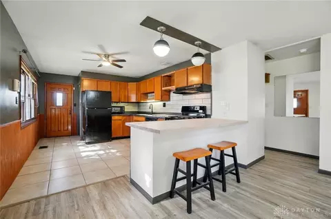 Kitchen - 817 Allen Dr, Springfield, OH 45505 photo 1 of 4