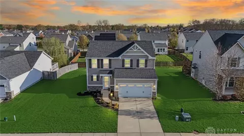 62 Cascade Dr, Fairborn, OH 45324
