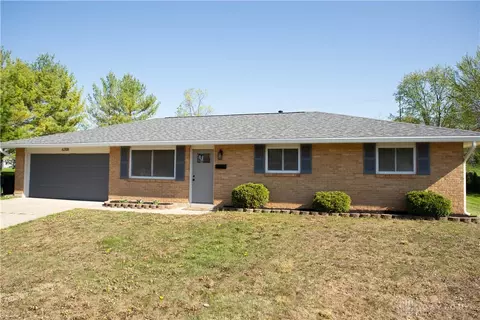 6208 Deerfield St, Dayton, OH 45414