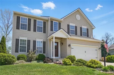 422 Stanton Dr, Springboro, OH 45066
