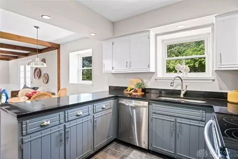 Kitchen - 6045 Ironside Dr, Centerville, OH 45459 photo 2 of 4