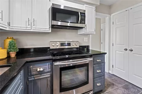 Kitchen - 6045 Ironside Dr, Centerville, OH 45459 photo 3 of 4