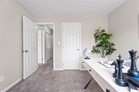 Entry Way - 6045 Ironside Dr, Centerville, OH 45459 photo 1 of 1