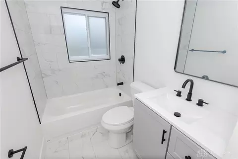 Bath - 3132 Woonsocket St, Springfield, OH 45503 photo 1 of 4
