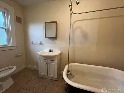 3064 Hull Ave, Cincinnati, OH 45211 photo 6