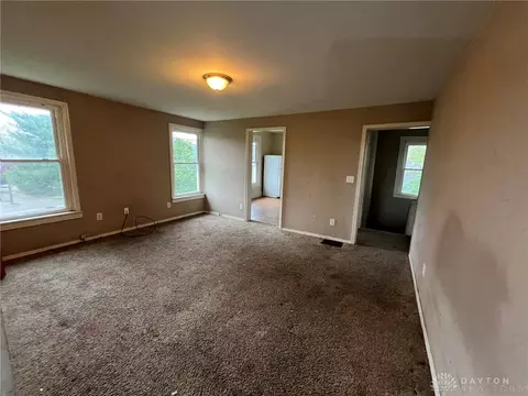 3064 Hull Ave, Cincinnati, OH 45211 photo 3