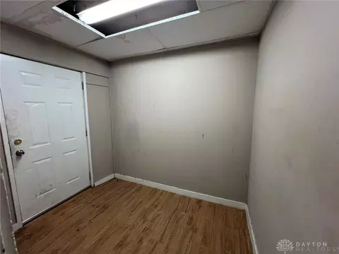 3064 Hull Ave, Cincinnati, OH 45211 photo 2