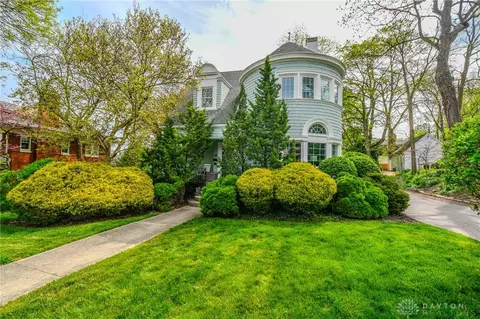 234 Rubicon Rd, Oakwood, OH 45409
