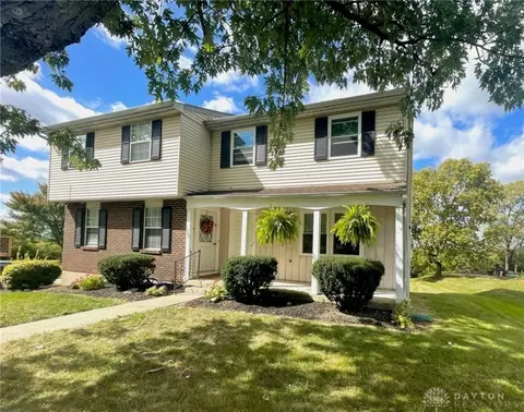 1207 Mound Rd, Miamisburg, OH 45342