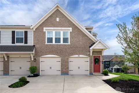 60 Old Pond Rd, Springboro, OH 45066