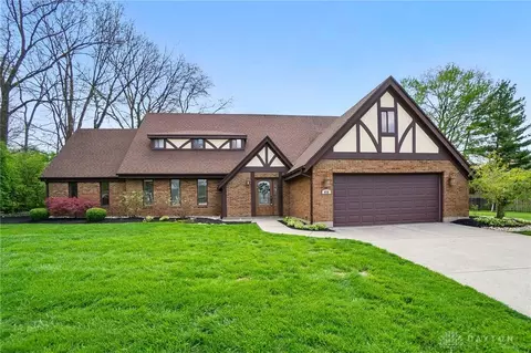 476 Shirley Ann Dr, Centerville, OH 45458