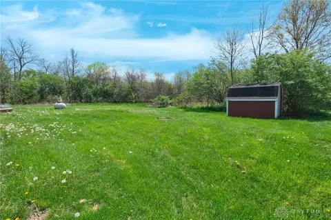 Exterior - 3177 W Jackson Rd, Springfield, OH 45502 photo 8 of 8