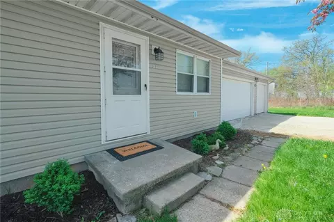 Exterior - 3177 W Jackson Rd, Springfield, OH 45502 photo 5 of 8