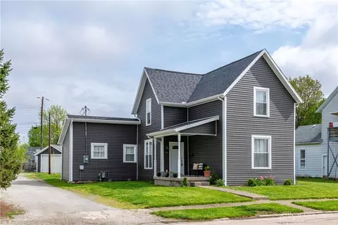 14 Clemens Ave, Jamestown, OH 45335
