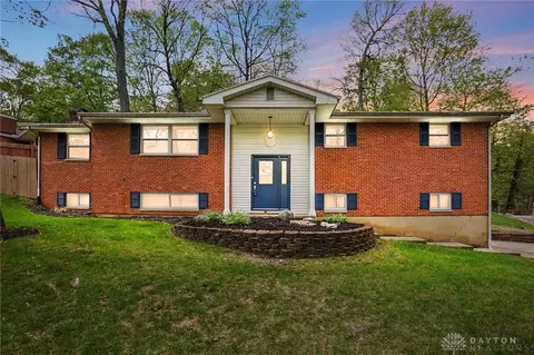 1043 Joffre Pl, Dayton, OH 45430