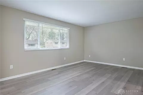3108 Leonora Dr, Kettering, OH 45420 photo 3
