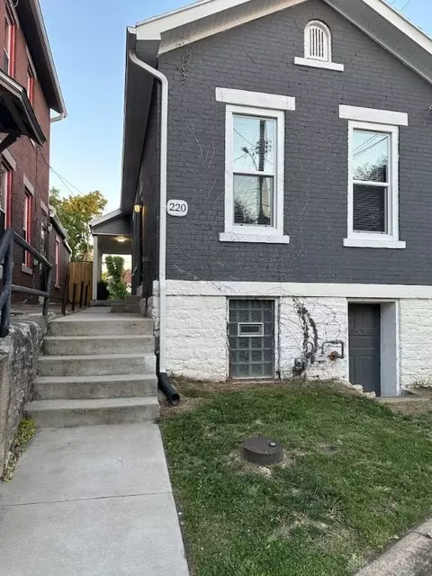 220 Hickory St, Dayton, OH 45410
