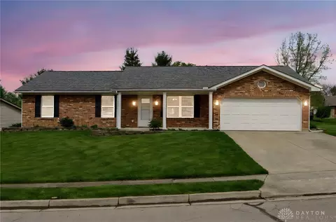 1639 Gibraltar Dr, Wilmington, OH 45177