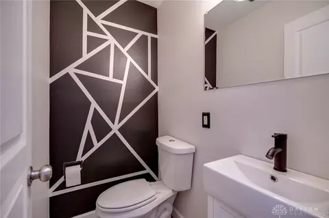 Bath - 1216 Elmdale Dr, Dayton, OH 45409 photo 1 of 3