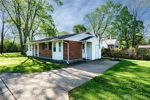 Exterior - 1216 Elmdale Dr, Dayton, OH 45409 photo 3 of 4