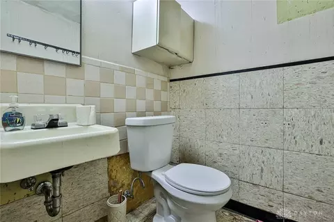 Bath - 10699 Hamilton Ave, Cincinnati, OH 45231 photo 1 of 3