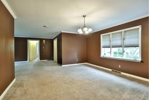 Living - 10699 Hamilton Ave, Cincinnati, OH 45231 photo 2 of 10