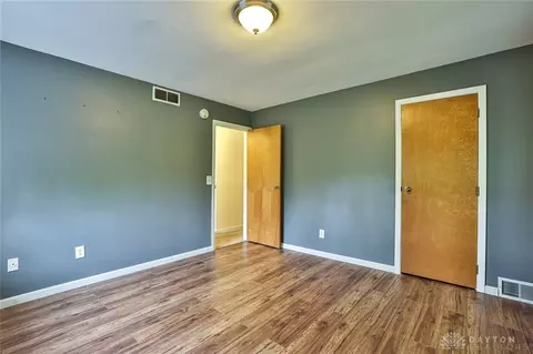 Bedroom - 10699 Hamilton Ave, Cincinnati, OH 45231 photo 5 of 5
