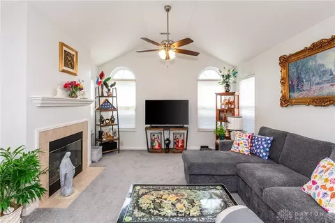 Living - 9672 Belfry Ct, Centerville, OH 45458 photo 2 of 3