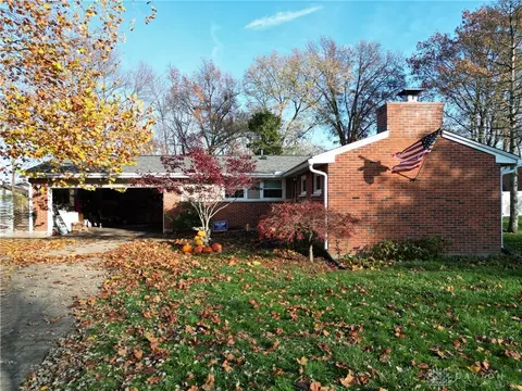 5010 Glenmina Dr, Centerville, OH 45440