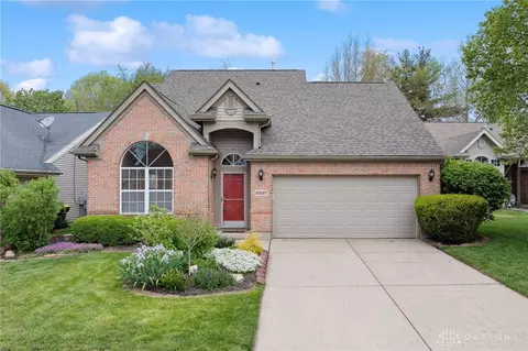 2227 Polo Park Dr, Dayton, OH 45439